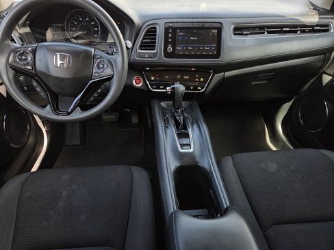 Used 2021 Honda HR-V EX image 8