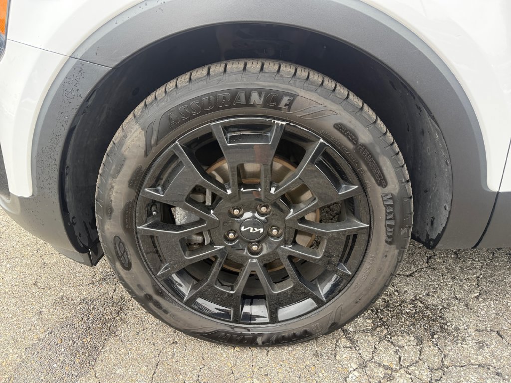 Used 2022 Kia Telluride SX w/ Nightfall Edition Package AWD/4WD image 26
