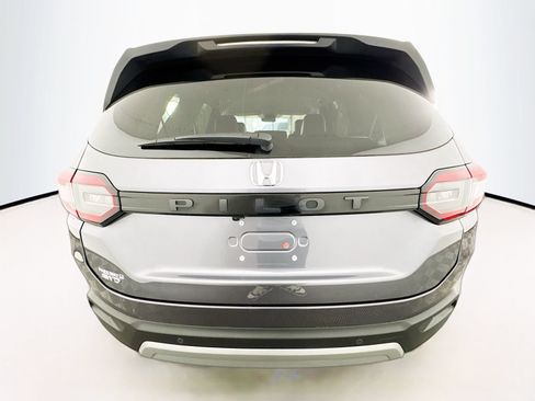 Used 2023 Honda Pilot EX-L image 7