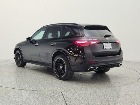 Used 2023 Mercedes-Benz GLC 300 image 7