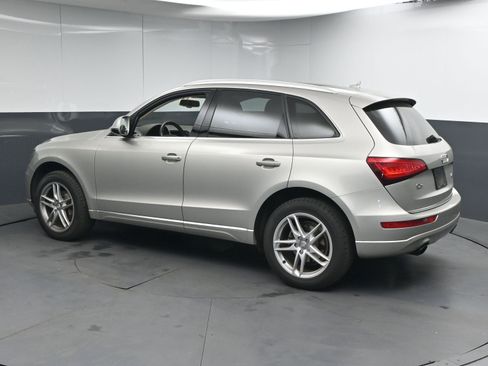 Used 2016 Audi Q5 2.0T Premium Plus w/ Technology Package AWD/4WD image 6
