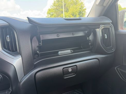 Used 2020 Chevrolet Silverado 1500 Custom Trail Boss w/ Custom Convenience Package AWD/4WD image 28