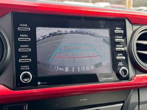 Used 2020 Toyota Tacoma SR image 27