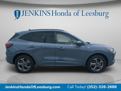 Used 2023 Ford Escape ST-Line Select w/ Tech Pack #2 AWD/4WD image 9