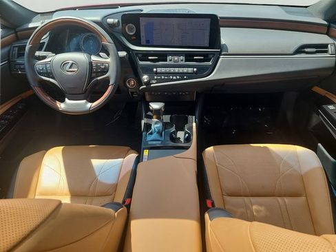 Used 2024 Lexus ES 350 w/ Technology Package FWD image 11