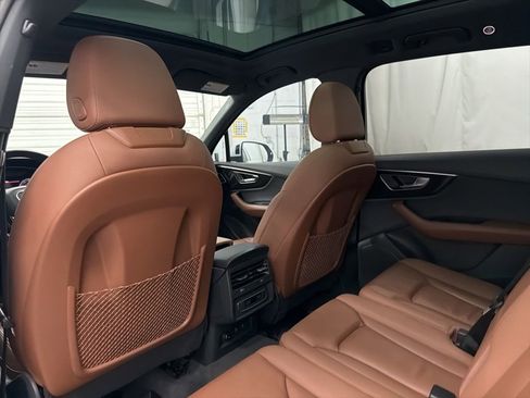 Used 2023 Audi Q7 2.0T Premium w/ Convenience Package image 19