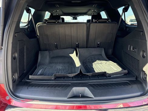 Certified 2023 GMC Yukon XL SLT w/ SLT Premium Package image 32