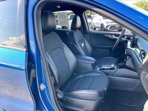 Used 2023 Ford Escape ST-Line w/ Tech Pack #1 AWD/4WD image 10