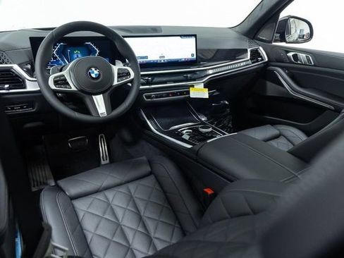 Used 2026 BMW X7 xDrive40i w/ M Sport Package AWD/4WD image 24