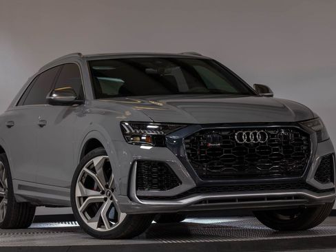 Used 2024 Audi RS Q8 w/ Executive Package AWD/4WD image 46