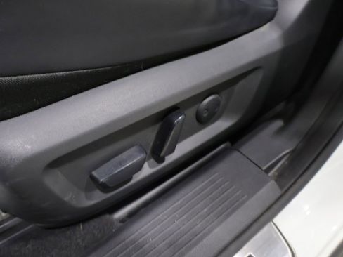 Used 2023 Nissan Rogue SV w/ SV Premium Package AWD/4WD image 21