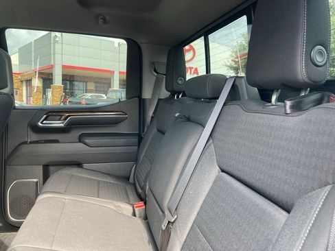 Used 2023 GMC Sierra 1500 Elevation w/ Preferred Package AWD/4WD image 10