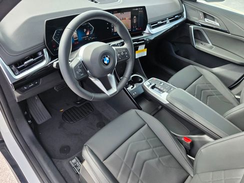 New 2026 BMW X1 xDrive28i w/ Technology Package AWD/4WD image 8