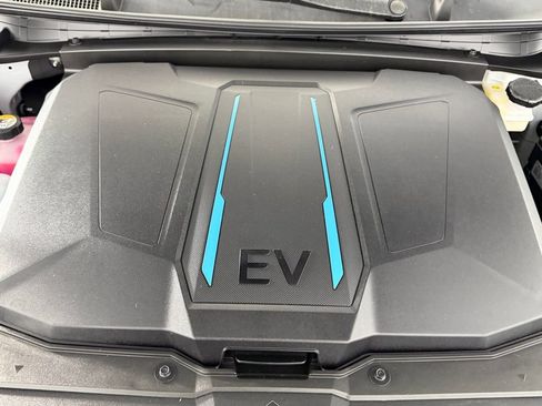 Used 2023 Hyundai Ioniq 5 Limited image 36
