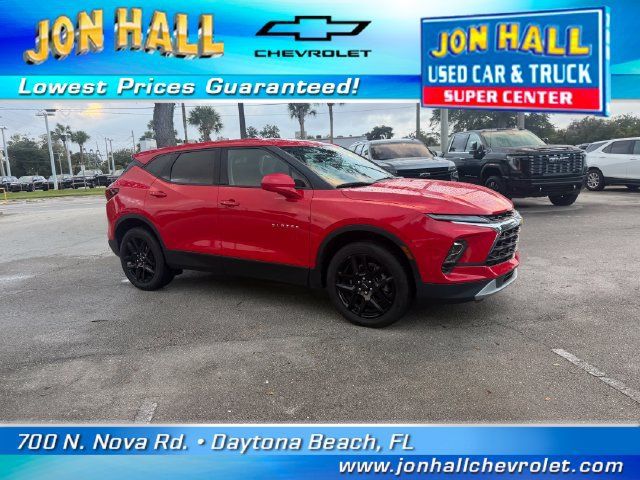Used 2023 Chevrolet Blazer LT FWD image 13