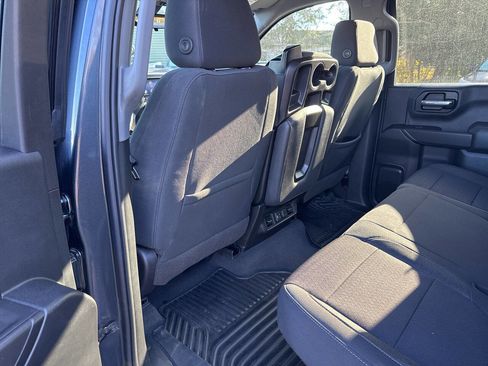 Used 2021 Chevrolet Silverado 1500 LT image 24