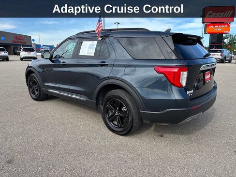 Used 2024 Ford Explorer XLT w/ Equipment Group 202A AWD/4WD image 3