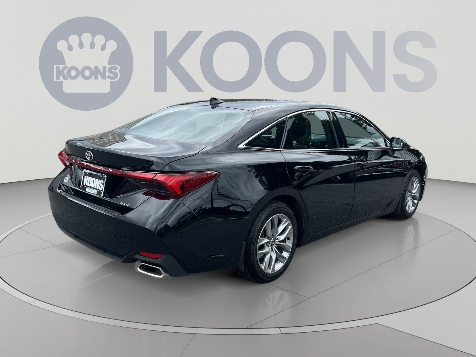 Used 2021 Toyota Avalon XLE w/ Moonroof Package FWD image 7