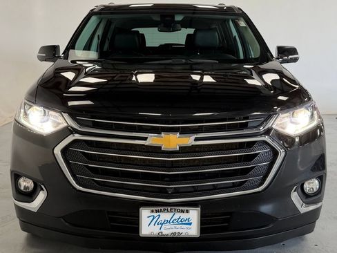 Used 2020 Chevrolet Traverse LT w/ LT Premium Package AWD/4WD image 7