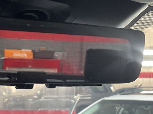 Used 2024 Toyota Tundra Limited image 27