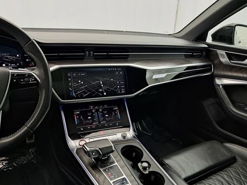 Used 2020 Audi S6 Premium Plus w/ S Sport Package image 16