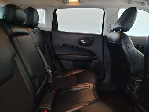 Used 2021 Jeep Compass Latitude FWD image 19