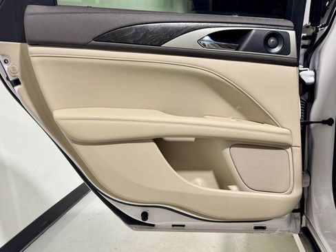 Used 2020 Lincoln MKZ Reserve w/ Elements Package image 28