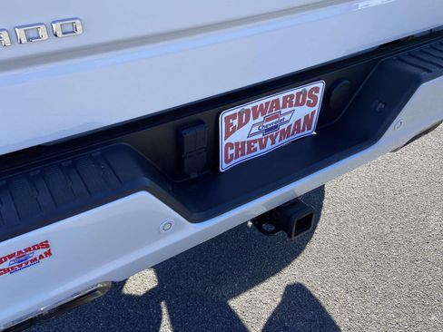 Used 2020 Chevrolet Silverado 1500 High Country w/ Technology Package image 31