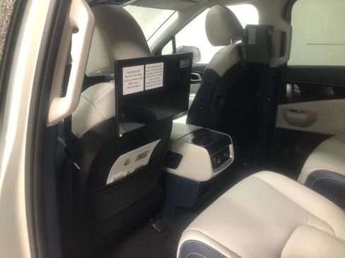 New 2026 Kia Carnival SX Prestige image 18