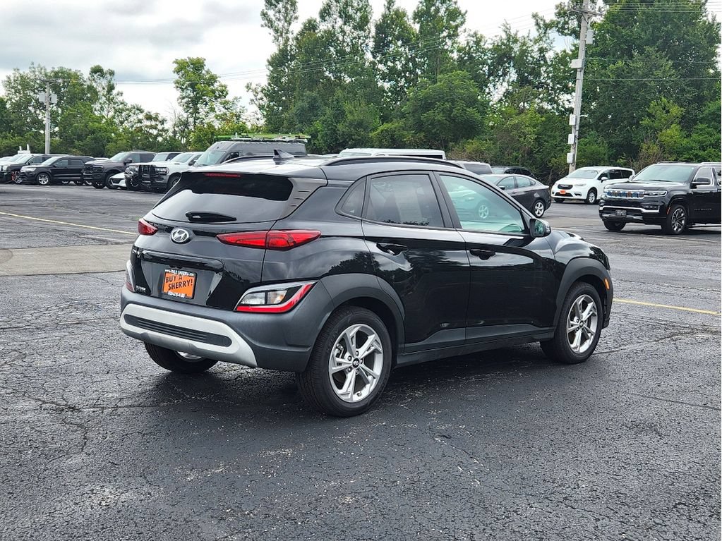 Used 2023 Hyundai Kona SEL w/ Cargo Package FWD image 10