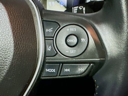 Used 2022 Toyota Corolla SE FWD image 32