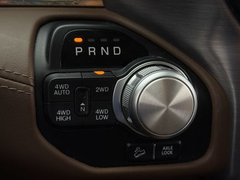 Used 2019 RAM 1500 Limited AWD/4WD image 23