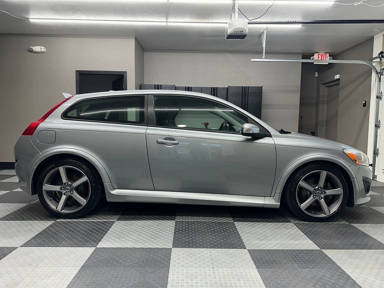 Used 2013 Volvo C30 T5 R-Design w/ Climate Pkg FWD image 10