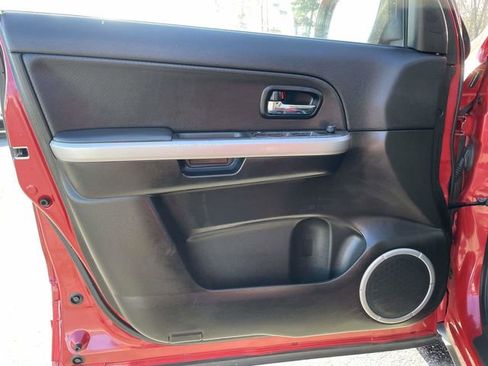 Used 2012 Suzuki Grand Vitara Limited image 17
