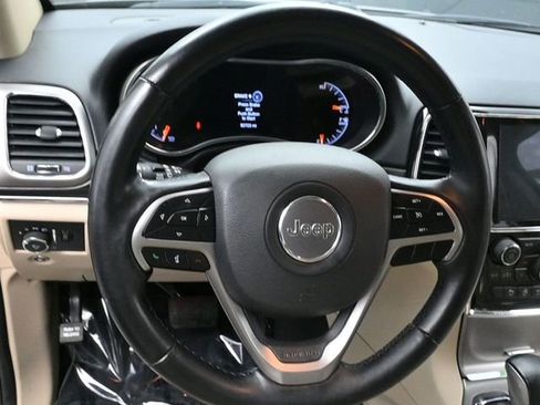 Used 2021 Jeep Grand Cherokee Limited w/ Trailer Tow Group IV image 14