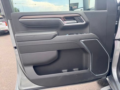 Used 2024 Chevrolet Silverado 3500 LT w/ Safety Package AWD/4WD image 9