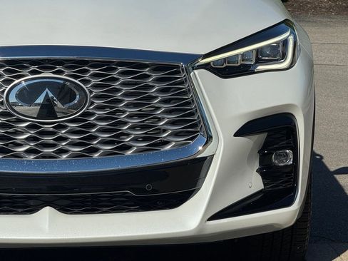 Used 2025 INFINITI QX55 Essential image 7
