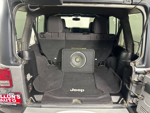 Used 2013 Jeep Wrangler Unlimited Sport AWD/4WD image 6