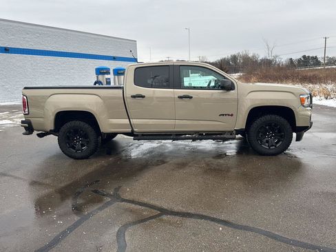 Used 2022 GMC Canyon AT4 image 7