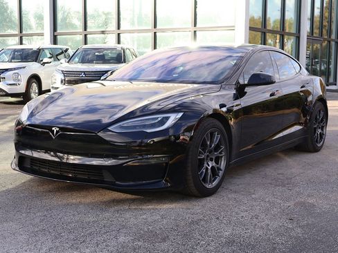 Used 2021 Tesla Model S Plaid image 10