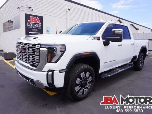 Used 2024 GMC Sierra 2500 Denali w/ Denali Reserve Package AWD/4WD image 5