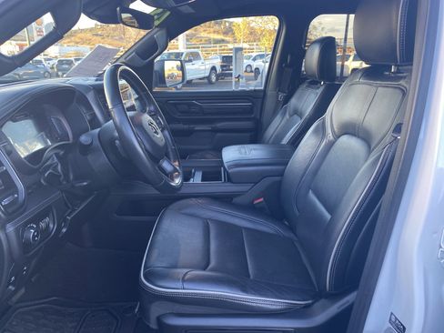 Used 2023 RAM 1500 Limited w/ Night Edition image 9