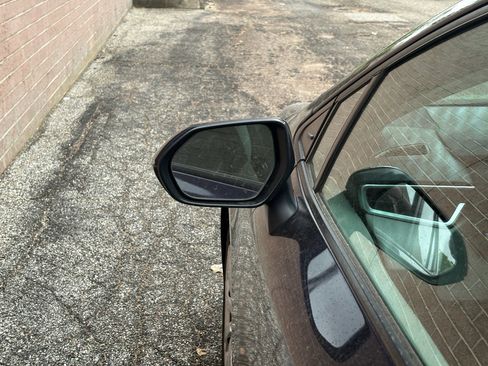 Used 2024 Toyota Corolla LE FWD image 27