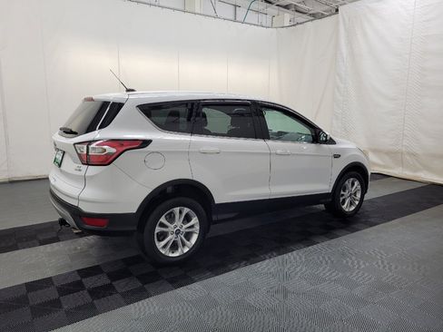 Used 2017 Ford Escape SE AWD/4WD image 10