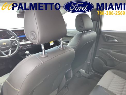 Used 2024 Chevrolet Trax LT w/ Driver Confidence Package FWD image 15