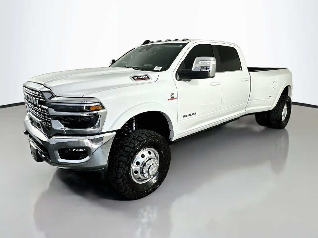 Used 2026 RAM 3500 Longhorn AWD/4WD image 3
