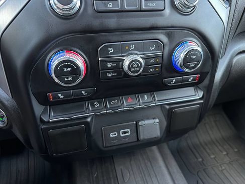 Used 2022 GMC Sierra 1500 Elevation AWD/4WD image 25