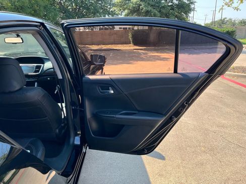 Used 2016 Honda Accord EX-L image 17