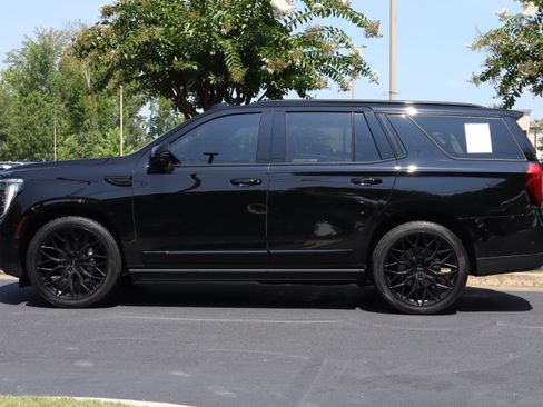 Used 2026 GMC Yukon Denali Ultimate w/ LPO, Floor Liner Package AWD/4WD image 5