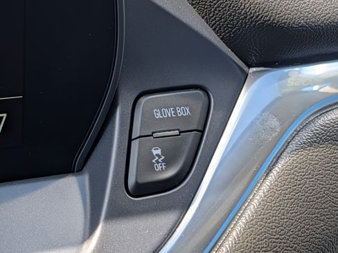 Certified 2025 Chevrolet Blazer LT AWD/4WD image 23